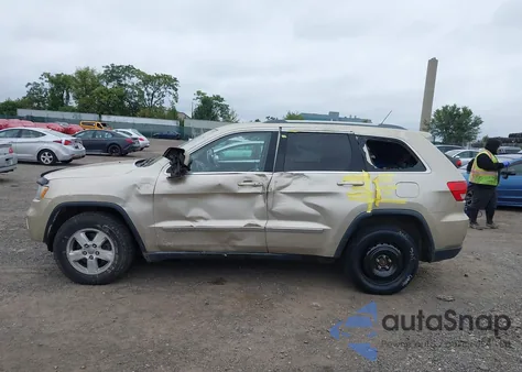 2011 Jeep Grand Cherokee Laredo из США, поврежденный, VIN 1J4RR4GGXBC571966